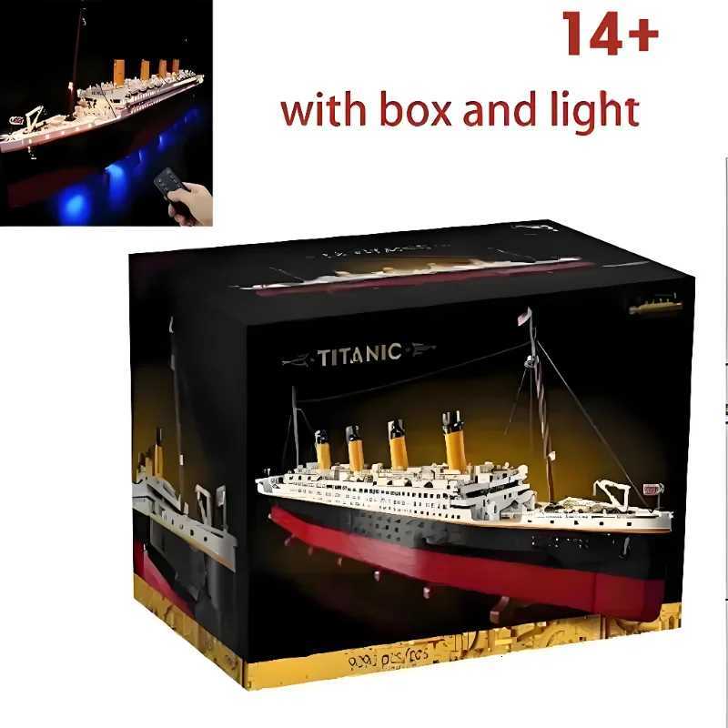 MINISO In Stock FIT 10294 Titanic Large Cruise Boat Ship 135M 9090PCS Steamship Building Blocks Toys Halloween Holiday Gifts Z250910