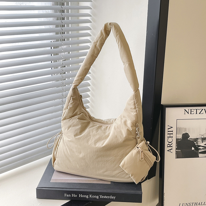 Fashion One Shoulder Underarm Bag 2025 New Designer Handbag Large Capacity Women's Bag