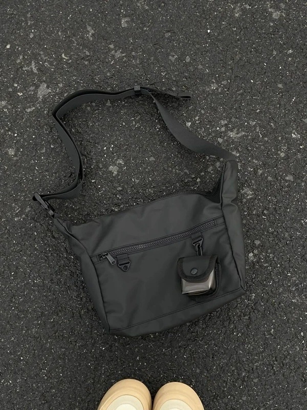 New Designer Bag Luxury Free Shipping Bag Japanese Style Single Shoulder Crossbody Bag Men Trendy Brand Student Sports Backpack Commuter Bag Casual Me