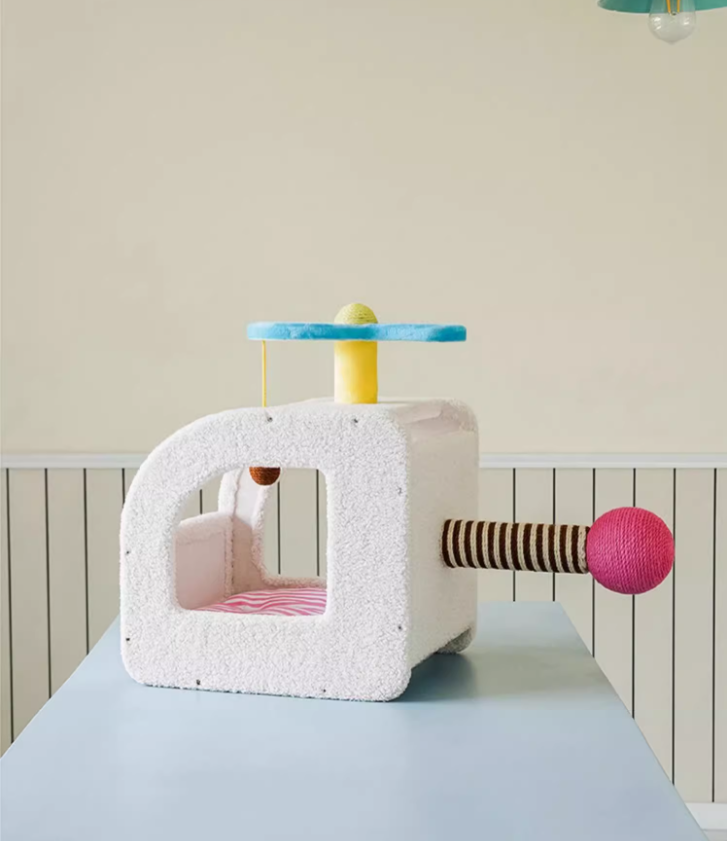 Stylish Airliner Style Kitty Shelter - Ergonomic Sleep Space Combining Durability & Cozy Cushioning