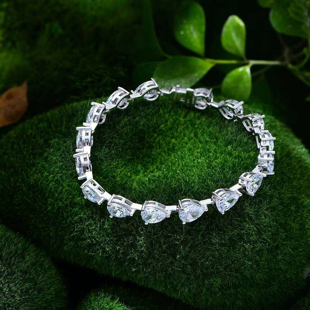 Custom Fine Jewelry Inlay Moissanite Four Leaf Clover Sterling Sier Charm Bangles Bracelets for Women