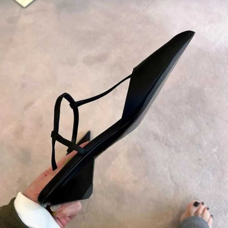 Brand Shoes for Women Sexy Pointed Toe Womens Sandals Comfortable Low Heel Trendy Sandal Simple Versatile Large Size Pumps W250910