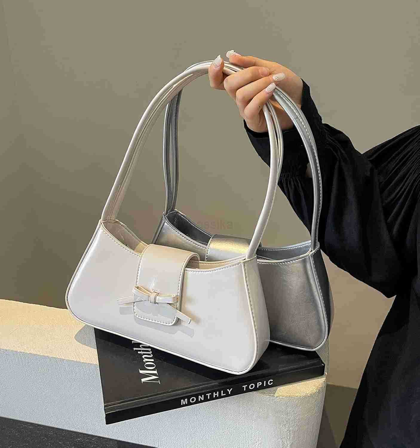 Shoulder Bag for Women Hobo Handbags Trendy Y2K Purses Patent Leather Clutch Bag Cute Bow Purse M250910