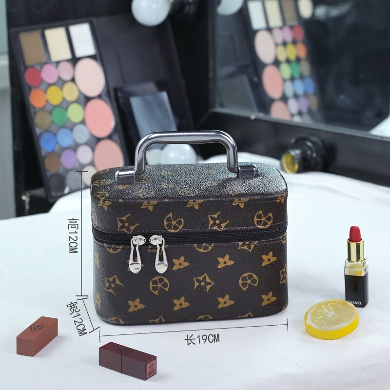 Free shipping designer bag Makeup bag for women portable large capacity new high-end cosmetics storage box with mirror black brown white