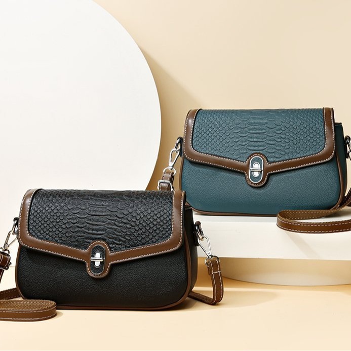 Free shipping designer Trendy Bag for Women High-End Small Square Bag Fashionable Simple Shoulder Bag Versatile Casual Light Luxury Crossbody Bag