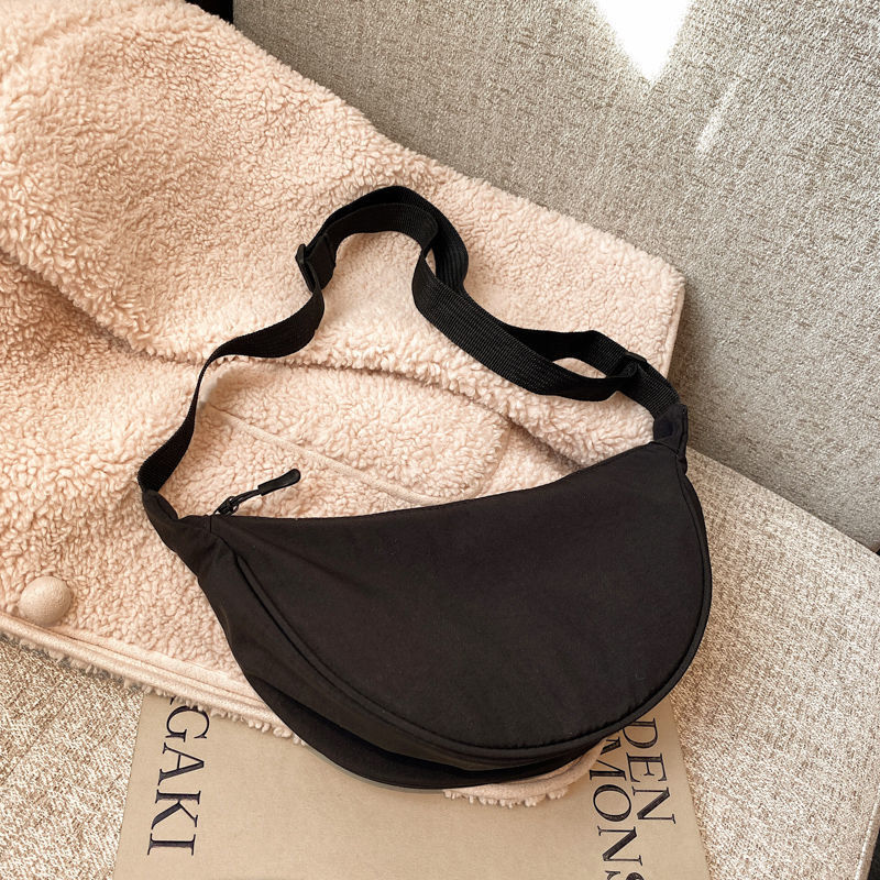 Nylon Crossbody Luxury Bag Bag For Women New Trend Dumpling Designer Bag Bag Lightweight Small Free Shipping Shoulder Bag Underarm Bag Versatile Canva