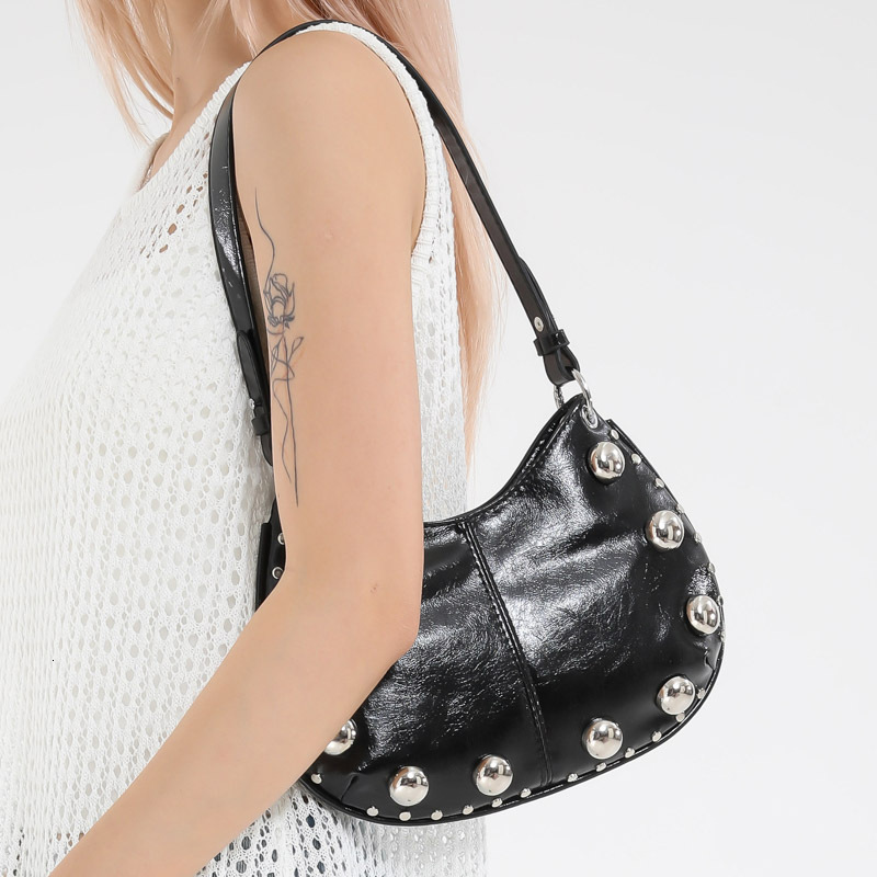 2025 autumn new handbag Korean style niche design versatile trend fashionable rivet bag women's shoulder bag designer bag