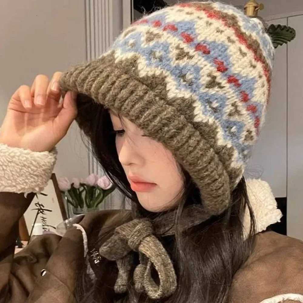 Striped Spld Knitted Briml Hat Ethnic Retro Style Woolen Hats Autumn Winter Thickened Warm Resistant Ear Protection CsXJ250910