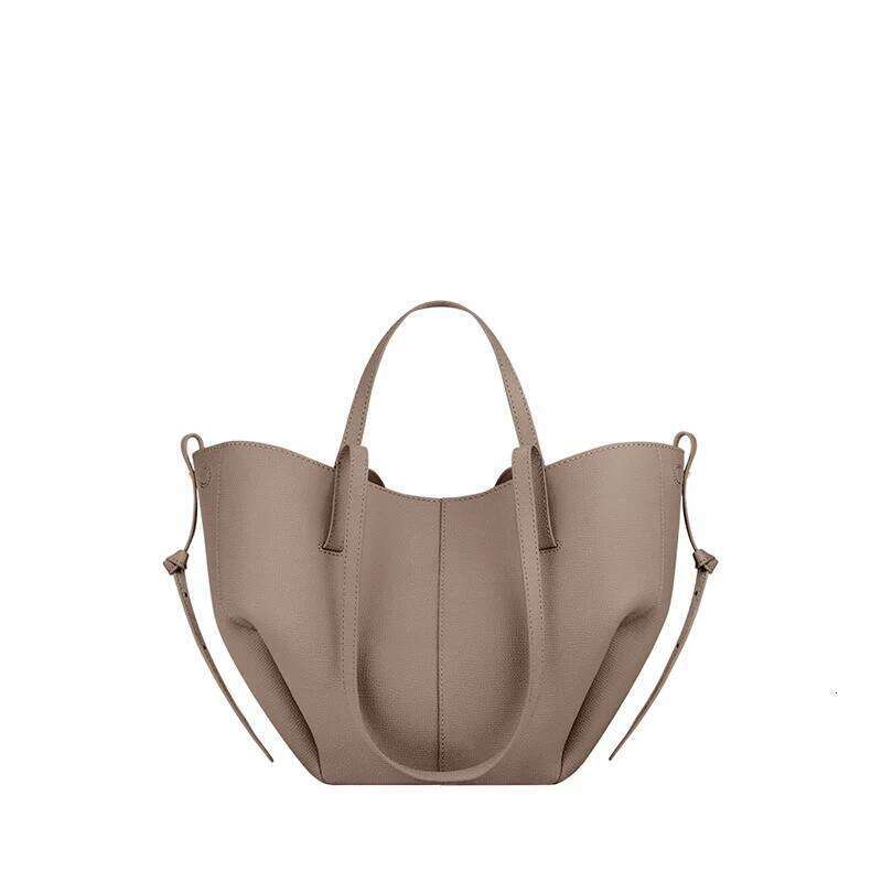 French Women's Large Capacity Handbag, Leather Pleated Wing Bag, Single Shoulder Armpit Tote Bag