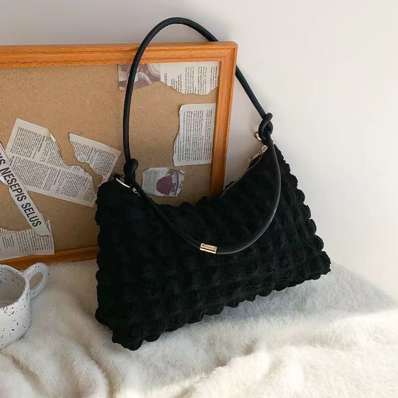 New Designer Bag Autumn Winter White Cream Single Shoulder Underarm Bag For Women Free Shipping Luxury Bag Niche Cloud Light Luxury Crossbody Bag Whol