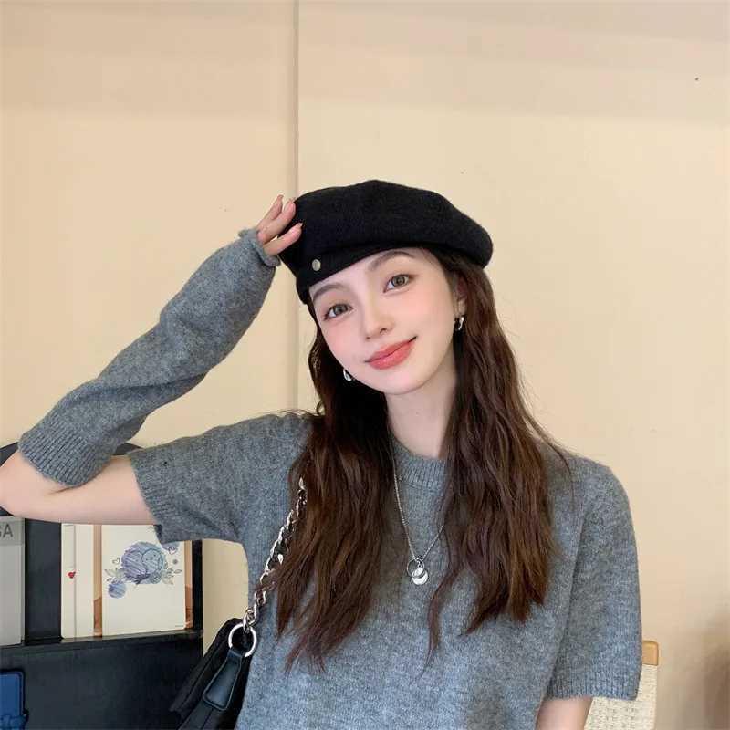 Beret wen 2025 new small circumference wool woon Japanese and Korean version versati autumn and winter painter hat G250910