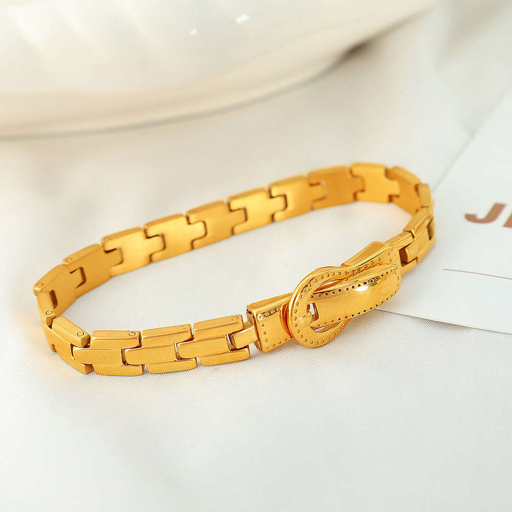 High-end Fashionable Versatile Non-fading Bracelet for Men and Women, New Titanium Steel Watchband Style Bangle