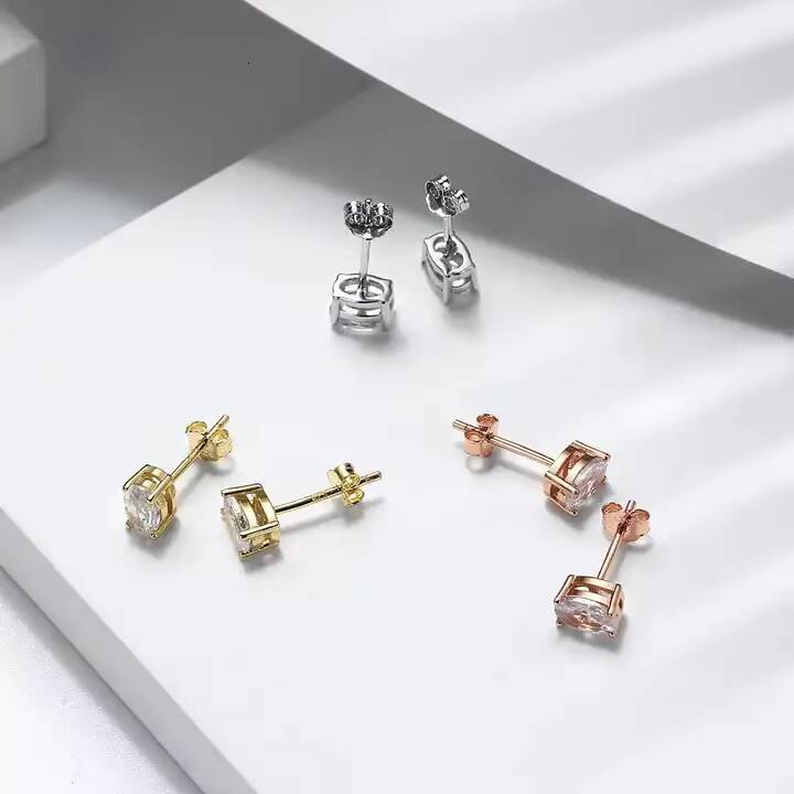 Classic Design 925 Sterling Silver GRA Certificated Diamond Moissanite Stud Earrings