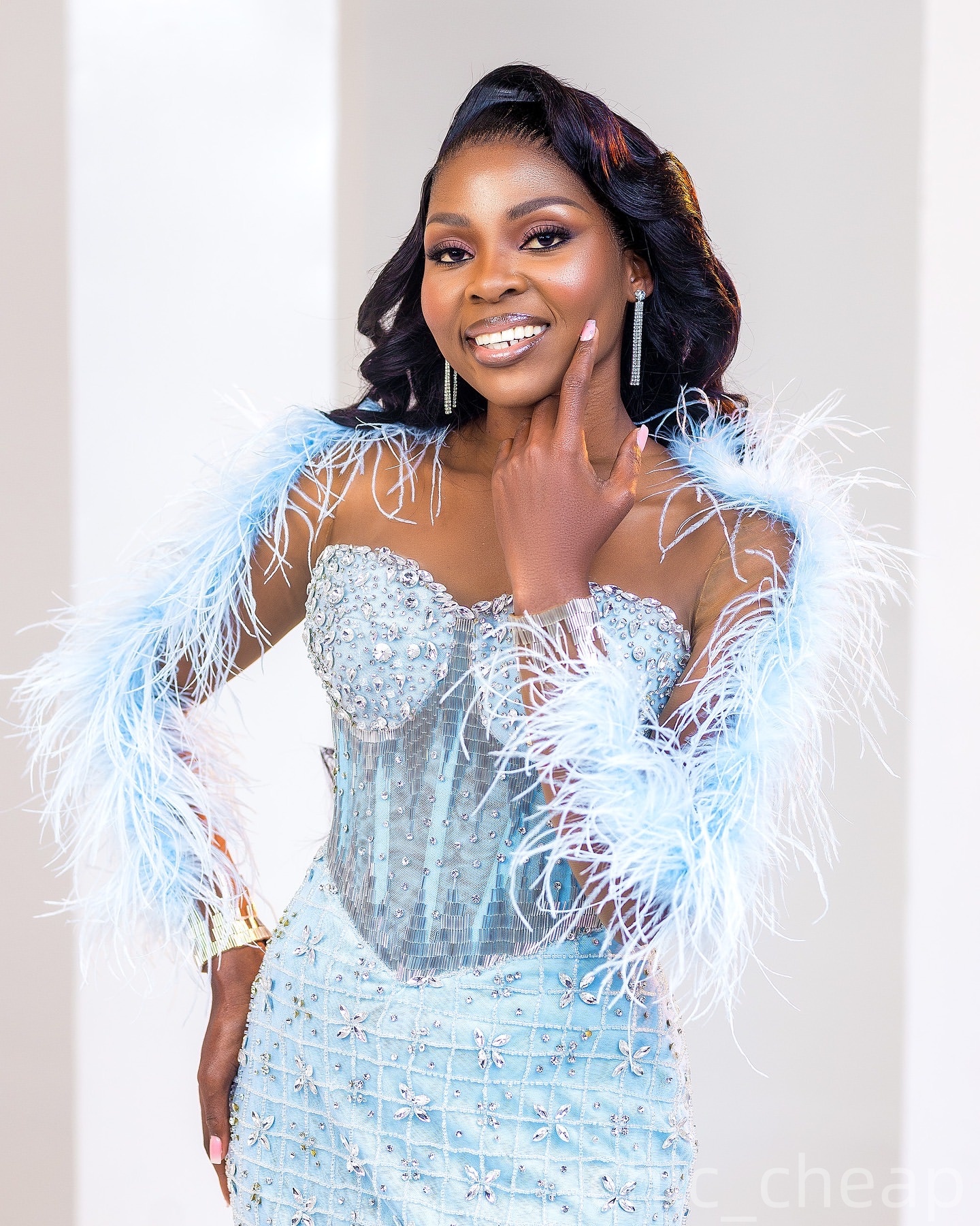 Light Sky Blue Mermaid Prom Dresses 2025 Feather Crystals Beaded Evening Formal Party Second Birthday Engagement Gowns Plus Size Dress For Special Occ