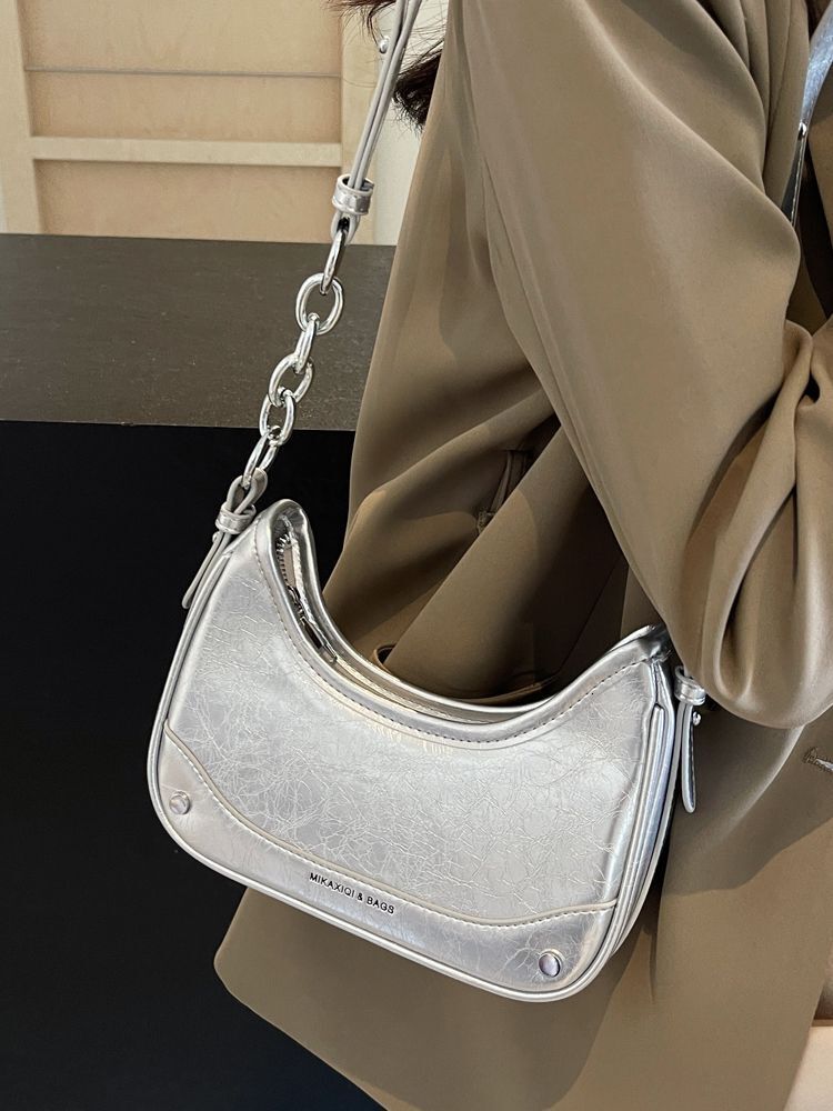 Niche Handheld Underarm Free Shipping Luxury Bag Designer Bag Bag For Women Summer New High End Silver Bag Fashion Chain Shoulder Crossbody Bag