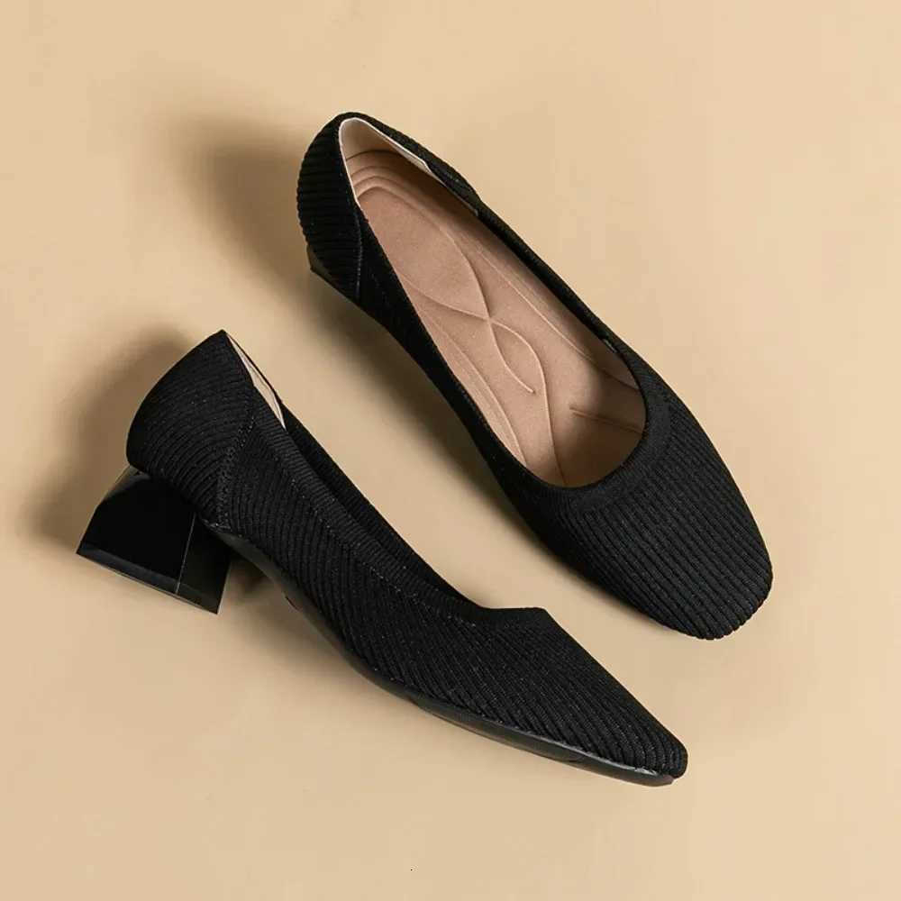 Rough Order Shoes Women Mid Heel 4cm Breathable Knitted Oversized Soft Soled Casual Woven Shoes Cloth Shoes Wide Heels Women W250910