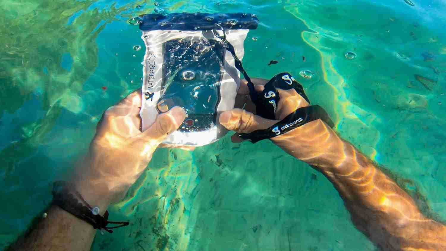 Float Phone Dry Bag Waterproof Floating Phone Pouch Fits Most iPhone and Models Z250910
