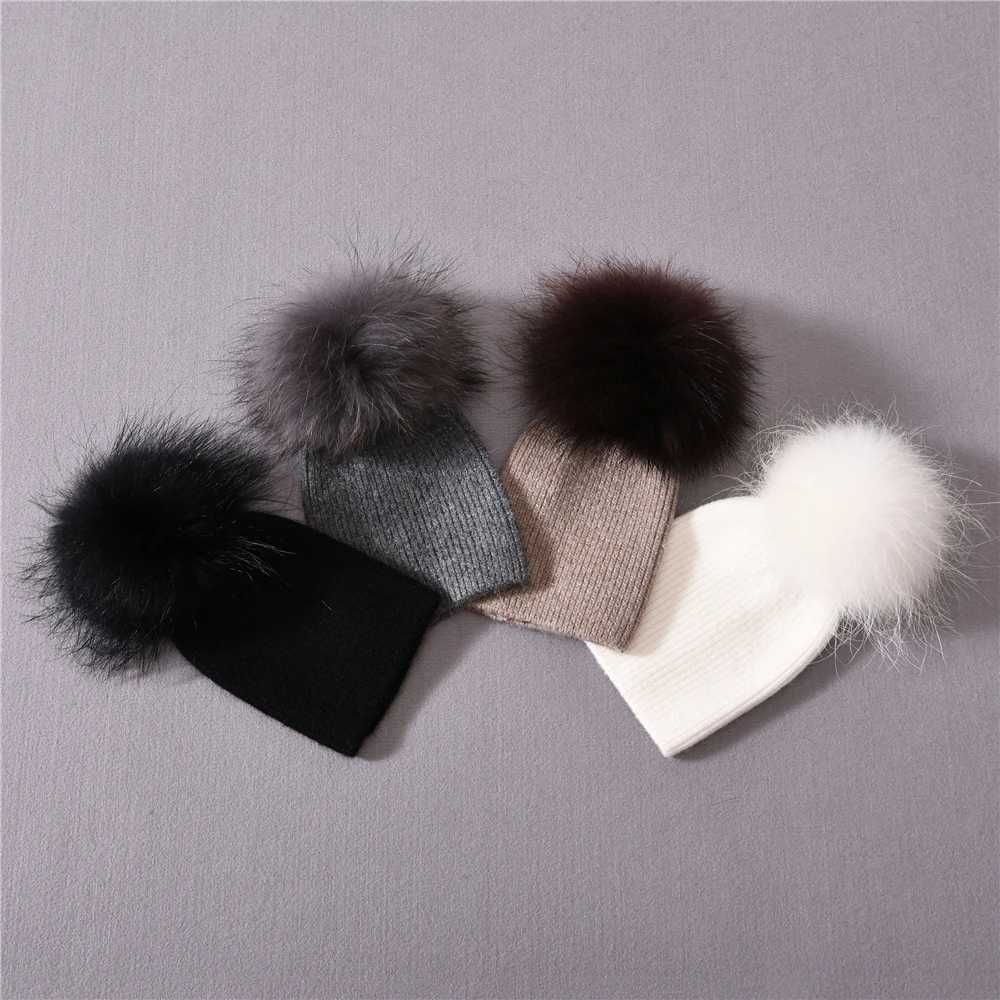 Jxer Newborn Winter Warm Hats With Real Raccoon Fur Pompom Boy Girl Baby Knitted Elastic Soft Bonnet Cs Infant ToddlerXJ250910