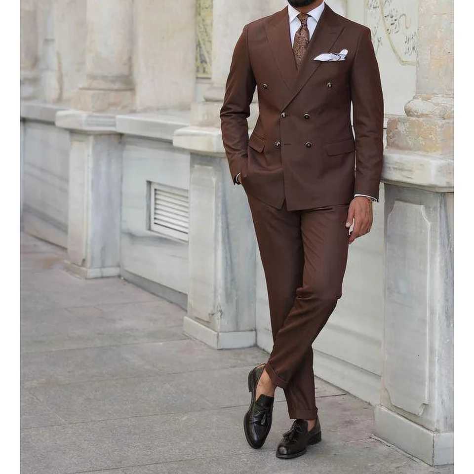 Chic Brown Male Suit Slim Fashion Peak Lapel Business Causal Clothing Two Piece Prom Wedding Party Tuxedo Costume Homme W250910