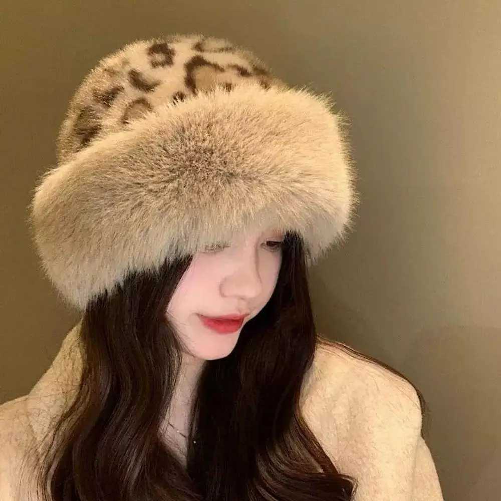 Hot Leopard Print Fur Hat Women Windproof Keep Warm Headgear Fur Fisherman Hat Female Faux Fur Thick Winter Hat La Russian HatXJ250910