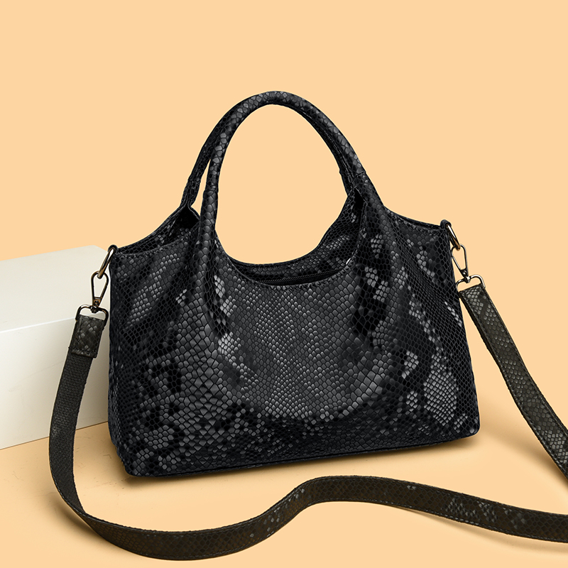 Chic Women's Elegant Bag - Luxury Design & Durable Material