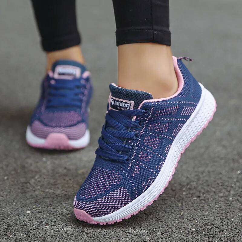 Women Casual Shoes Fashion Breathable Walking Mesh Flat Shoes Sneakers Women 2025 Gym Vulcanized Shoes White Female Footwear