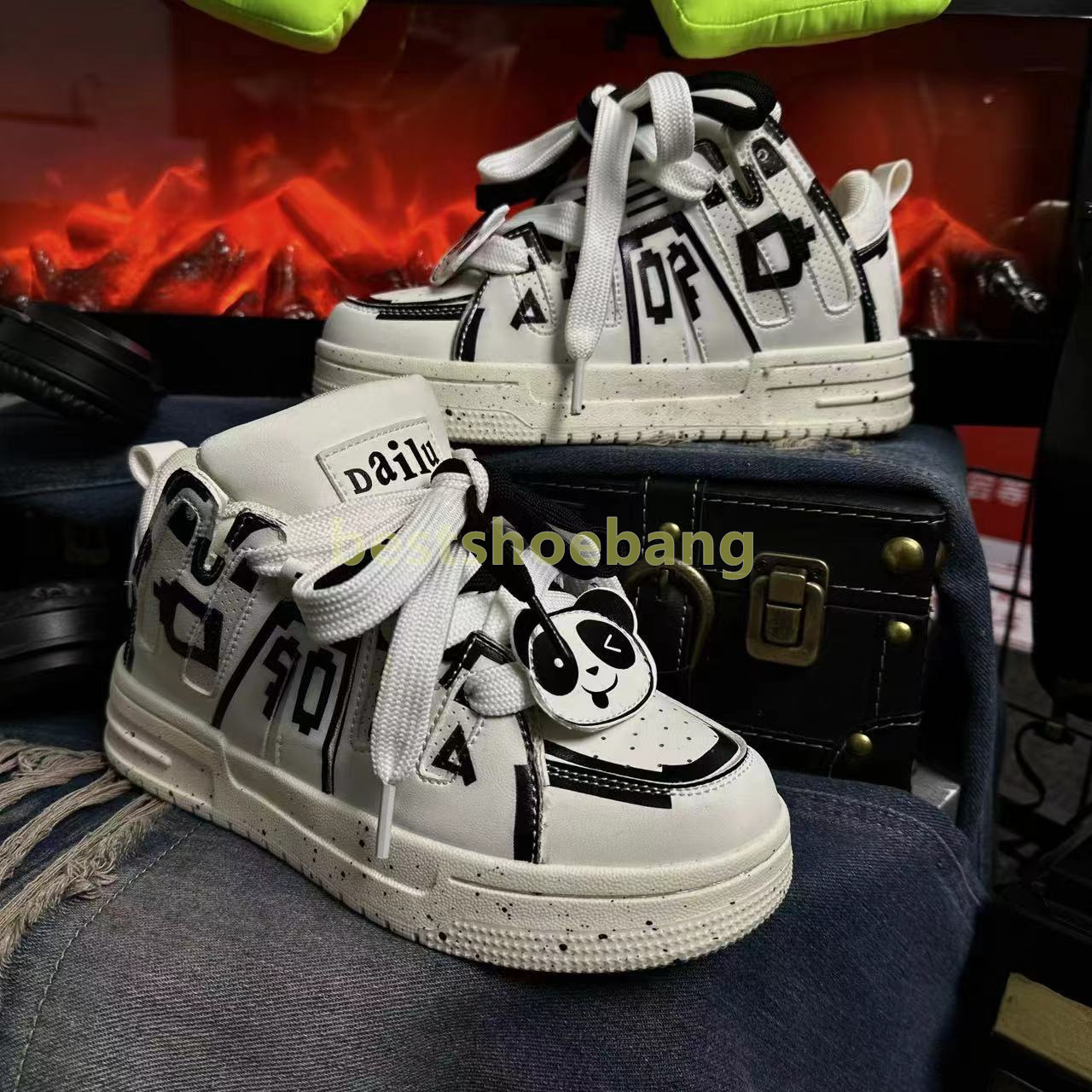 designer shoes womens sneakers mens trainers casual breathable mesh non-slip soft sole stylish panda black graffiti white mens shoes size 36-44