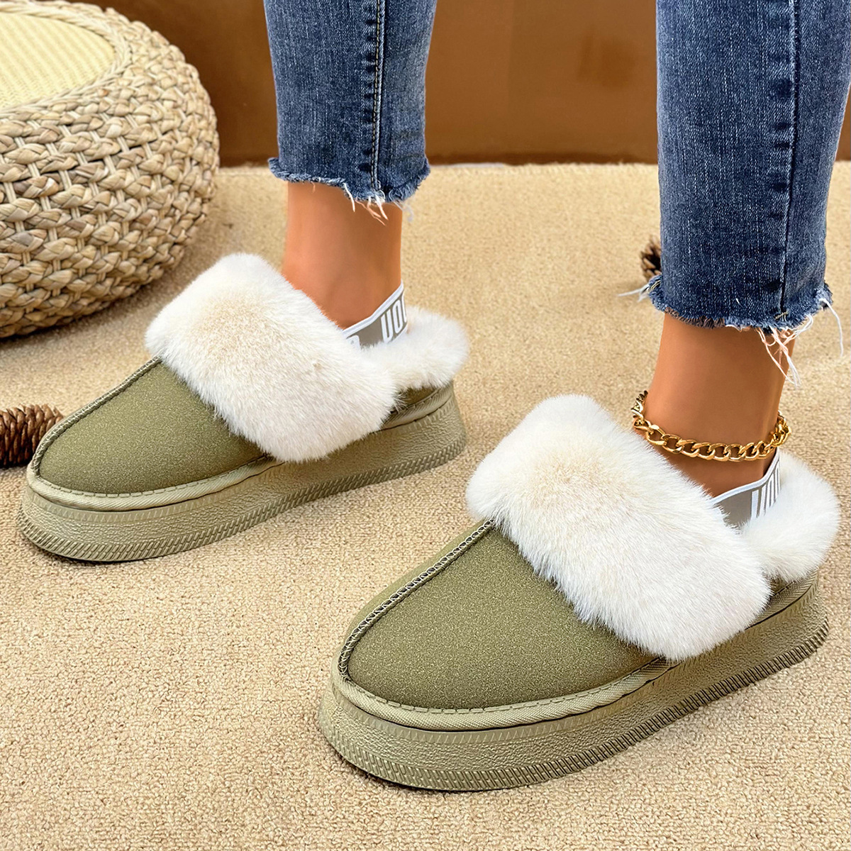 Free shipping Designer Slippers Thick soled fashionable snow boots for women winter elastic band low cut round toe casual warm cotton slippers black