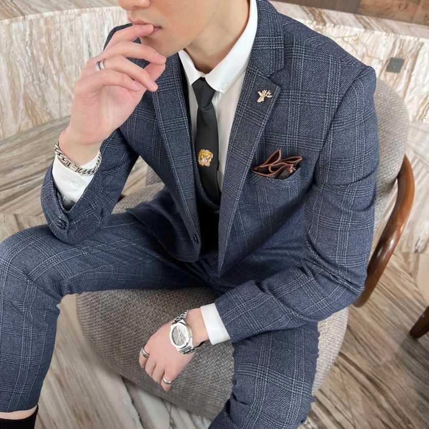 British Korean Style High Quality Modified Plaid ThreePiece Suit for Men Stylish Business Casual Suit Vest And Trousers Set W250910