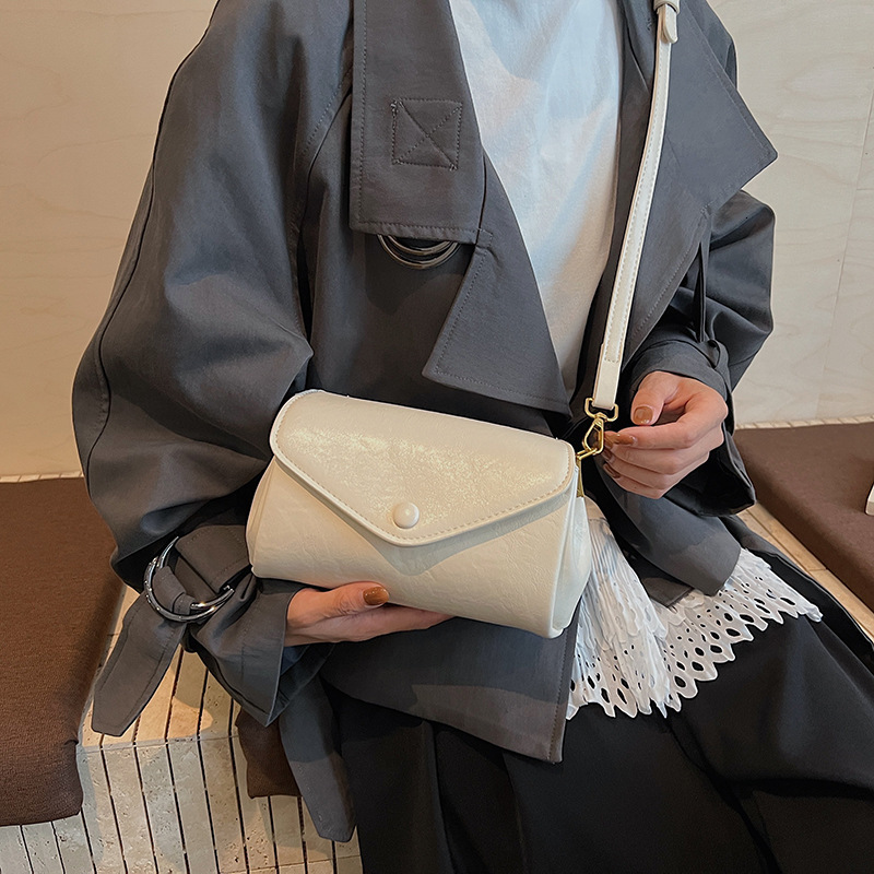 Free shipping designer Vintage Small Bag Women Fashion Simple Trendy Small Square Bag Fashion Casual Shoulder Bag High-end Versatile Crossbody Bag