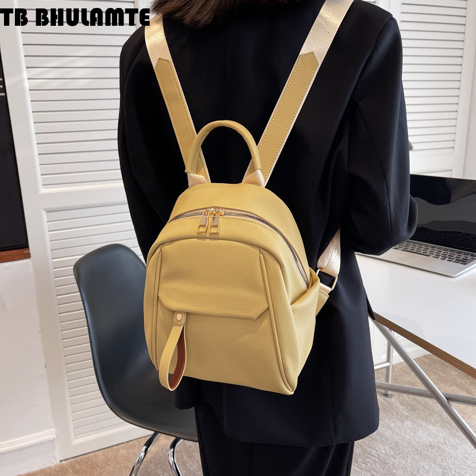 Free Shipping Designer Bag Backpack Korean Style Luxury Bag Soft Leather Texture Fashion Simple Backpack Casual Versatile School Commuting Literary Ba