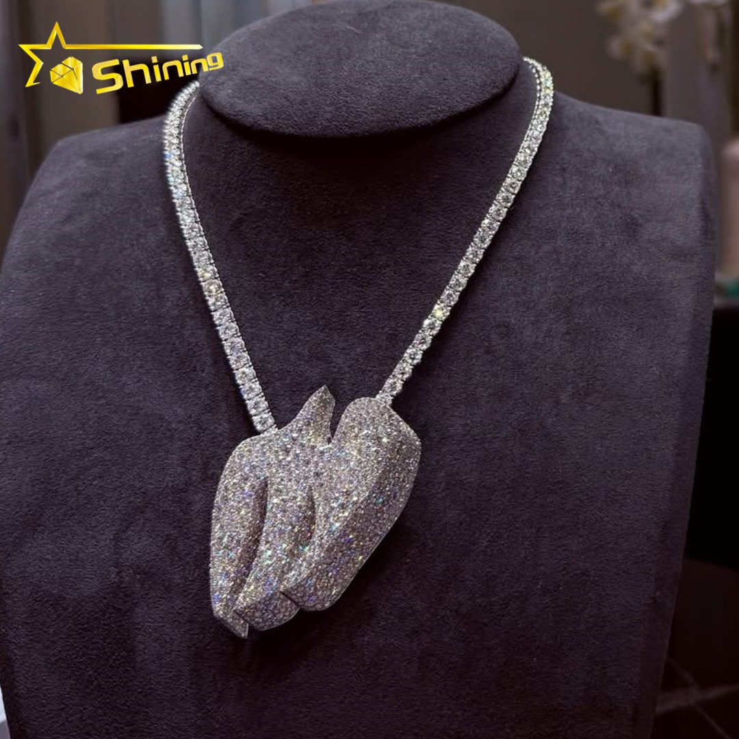 Personality Hip Hop Jewelry Fashion Charms 925 Sterling Silver VVS Moissanite Diamond Mens Iced Out Pendant