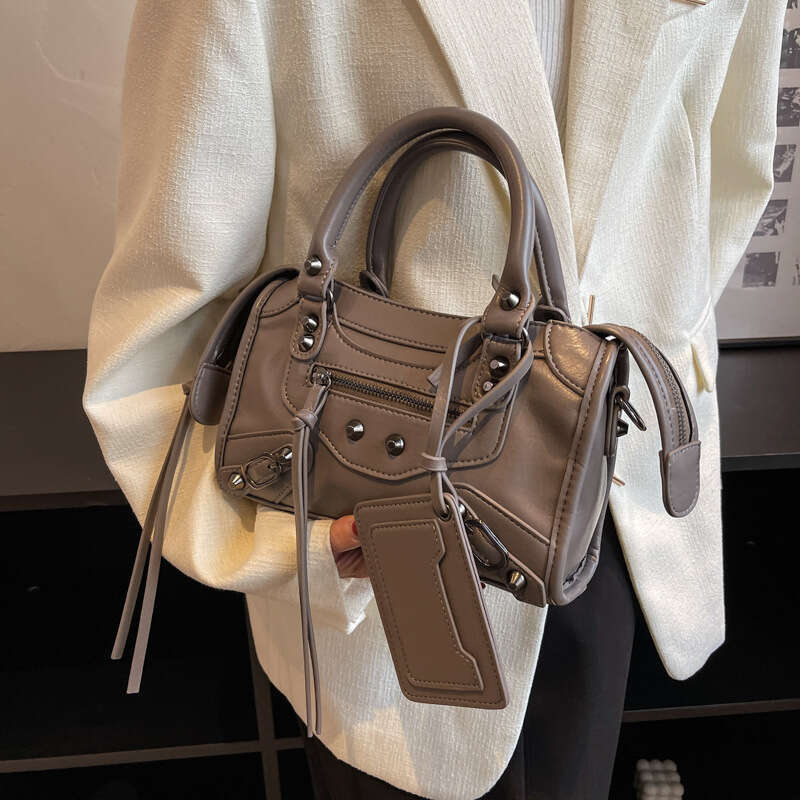 New Women's Motorcycle Handbag with Rivets, Fashionable Pillow Bag, Trendy Single Shoulder Crossbody Bag