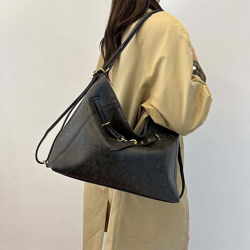 Free shipping designer Minimalist Large Capacity Multi-Back Tote Bag for Women Casual Versatile Commuter Bag Solid Color Shoulder Bag High-End Crossbo