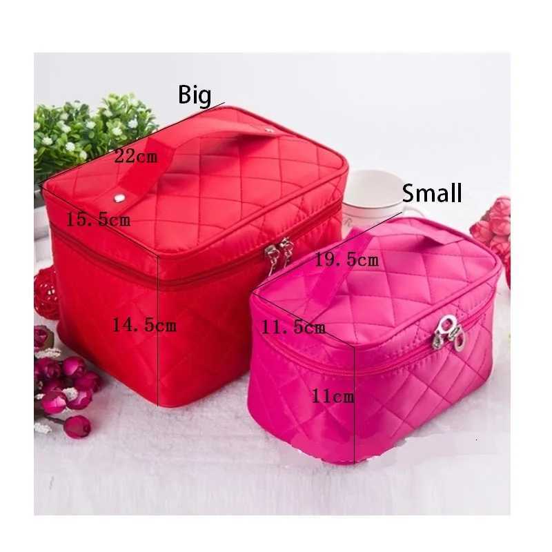 Cosmetic Box 2023 Female Quilted Professional Cosmetic Bag Womens Large Capacity Storage Handbag Travel Toiletry Makeup Bag NewXJ250910
