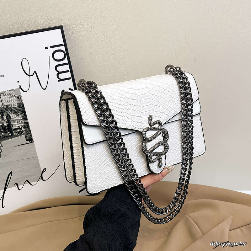 High-End Crocodile Pattern Chain Small Square For Women 2025 New Single Shoulder Underarm Fashion Versatile Crossbody Bag