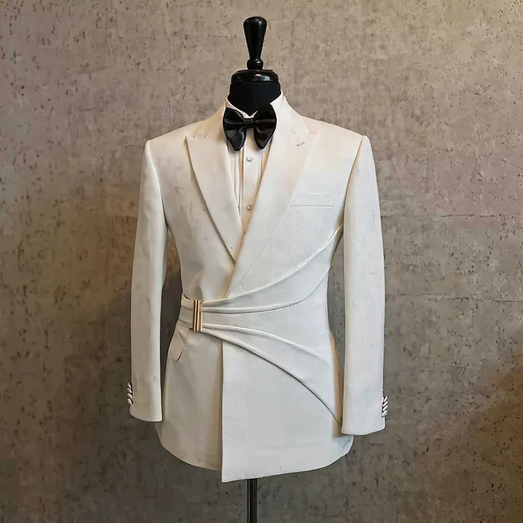 Slim Fit Formal Wedding Tuxedos with Buckle Design Men Suits Male Fashion Lapel 2 Pieces Set Jacket Pants Groom Business Suit W250910