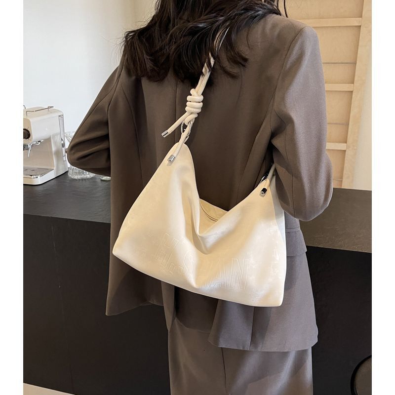 Designer Bag Korean Style Simple Casual Large Capacity Bag For Women Luxury Bag Spring Free Shipping Fashion Tote Bag For Work Commute Shoulder Bag