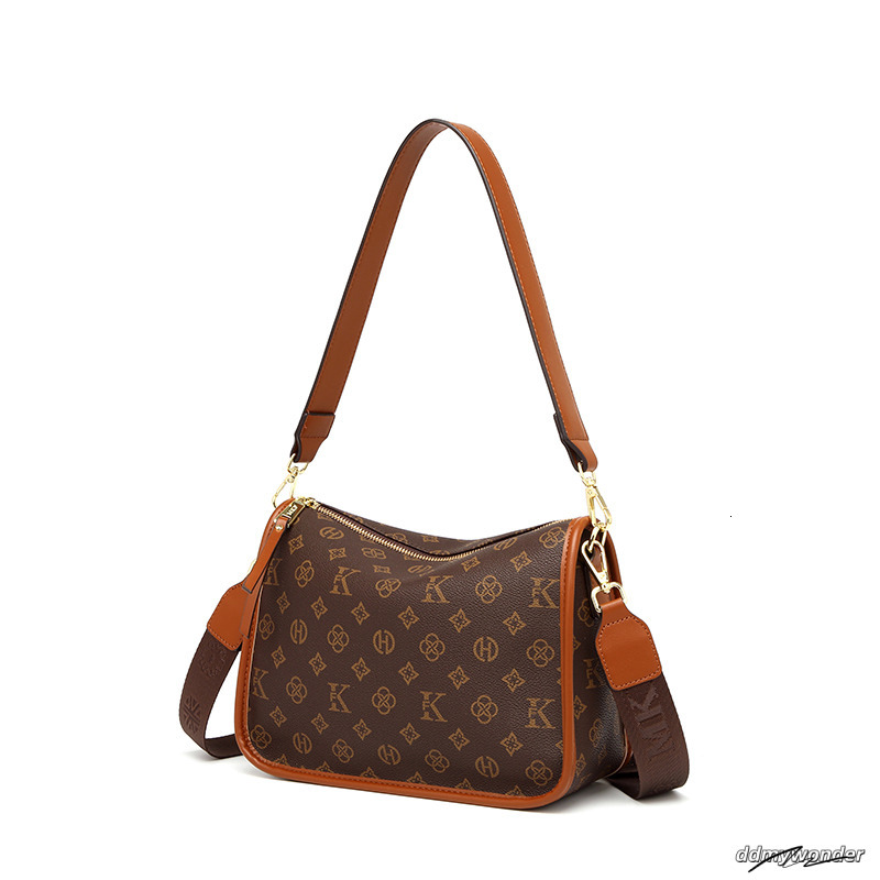 Designer Free Shipping Light High Quality Classic Tote Bag Versatile Vintage High-Capacity Fashion Handbag For Woman