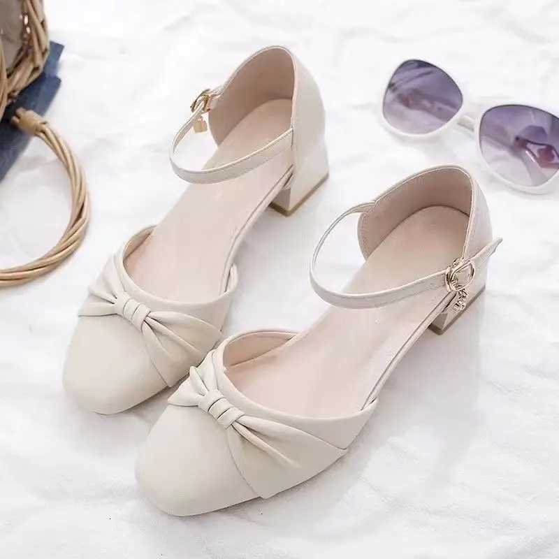 2024 Baotou Sandals Womens Summer Thick Heels New Middle Heel Single Shoes Square Head Versatile Matching Skirt Sandals W250910