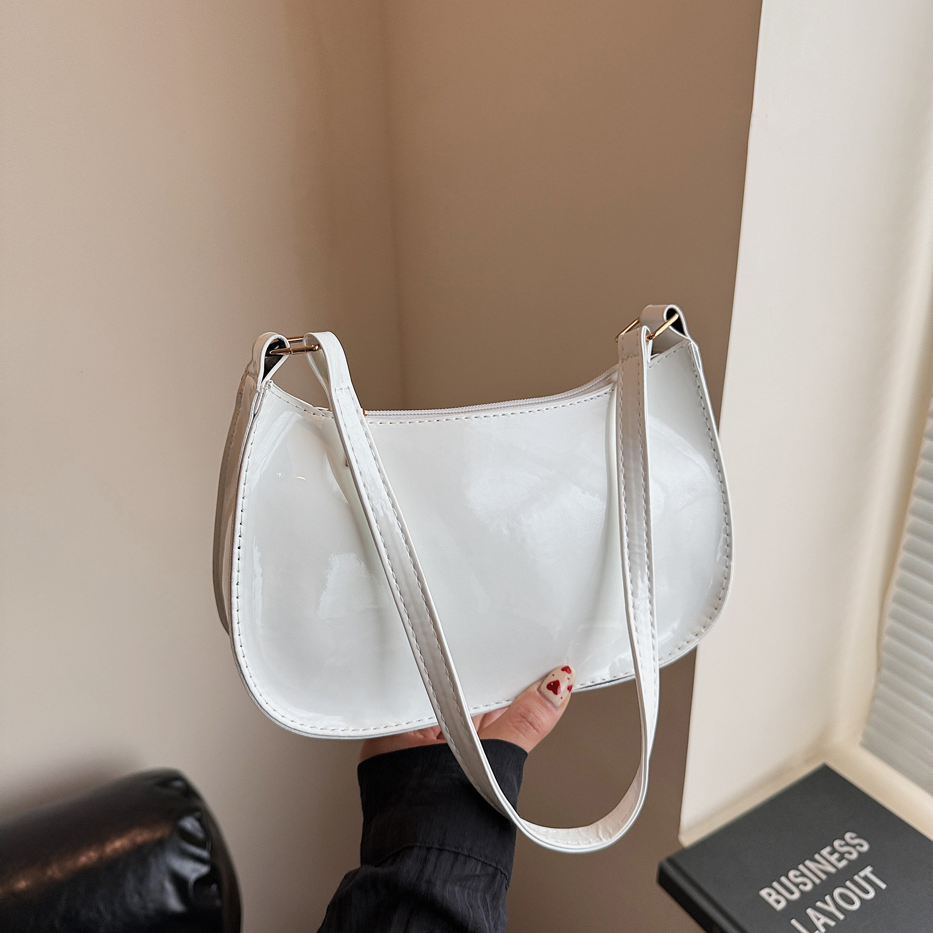 This Designer Bag Year S Trendy Fashion Luxury Bag Free Shipping Korean Version Single Shoulder Bag New Versatile Ins Style Solid Color Gentle Small S