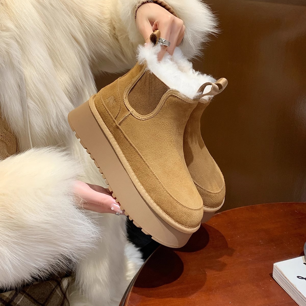 Free shipping Designer Boots Snow boots for women in winter thickened with fleece for warmth anti slip thick soled cotton boots