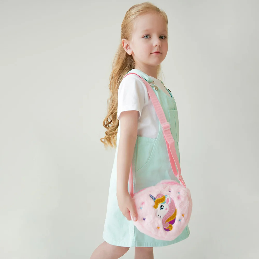 Lovely Heart Shape Handbags For Girls Embroidery Unicorn Kids Shoulder Bag Baby Girl Mini Purse 250909