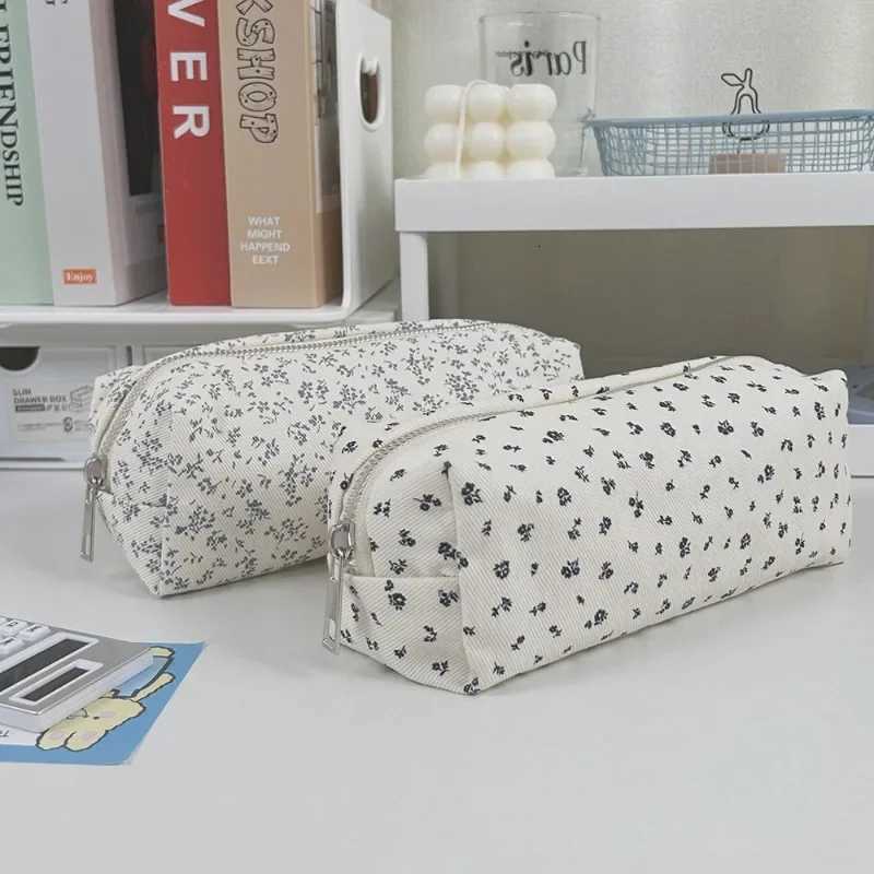 Cute Multifunctional Floral Pen Bag Student Cartoon Stationery Bag Large Capacity Pencil Case Stationery Organizer School OfficeXJ250910