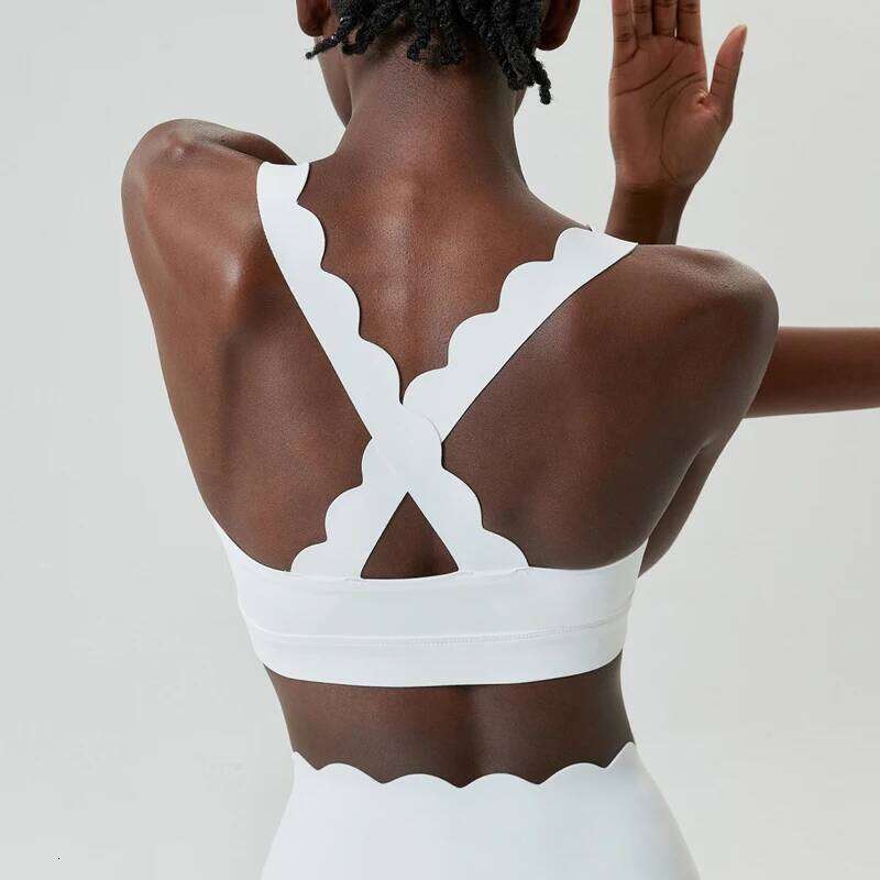 Buttery Soft Fiess Yoga Bra Women Square Neckline Gym Crop Top Sexy Back Sports Underwear Female Workout Running Clothes