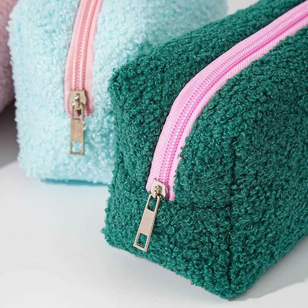Zipper Plush Cute Large Solid Color Cosmetic Bag Makeup Bag for Women Travel Make Up Toiletry Bag Washing Pouch Pen PouchXJ250910