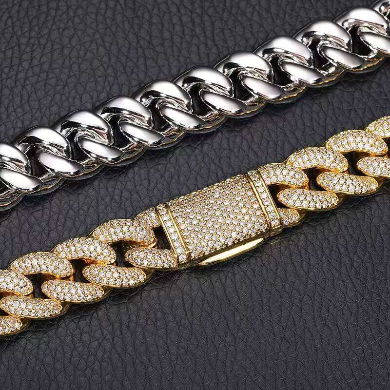 High-End 10mm Cuban Bracelet Sier Fine Jewelry Iced Out Hip Hop Style Moissanite Bangle