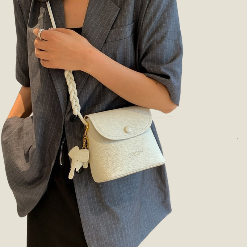 Free shipping designer Casual Retro Small Bucket Bag New Women Bag Trendy Versatile Crossbody Bag Fashion Commuter Bag Small Square Bag