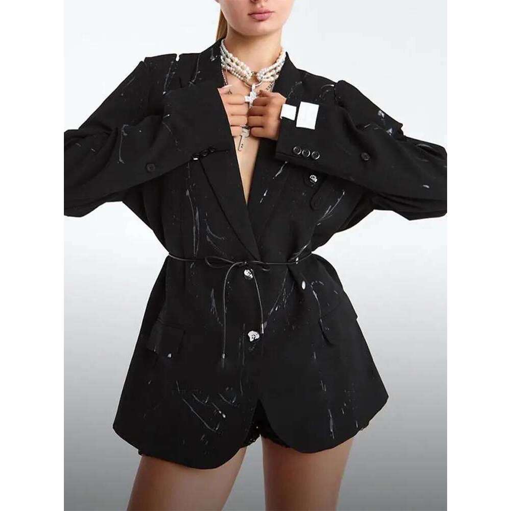Designer Clothing 2025 Women's Suit Coats Graffiti Hollow Out Off Shoulder Coat Woman Loose Print Lapel Jacket Single Breasted Long Sleeves Top C