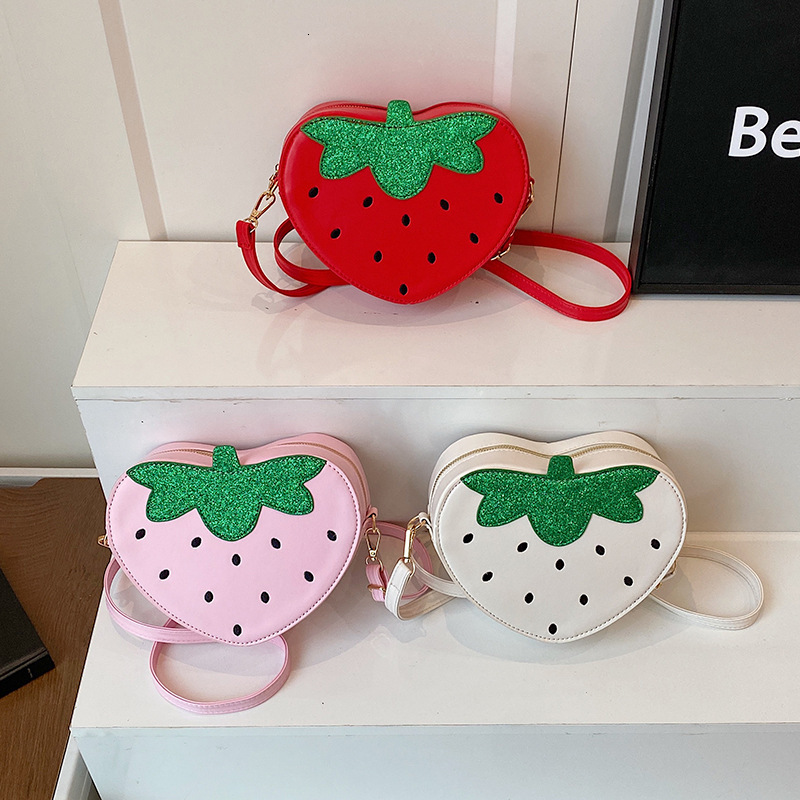 bag 2025 autumn new fashion strawberry bag Harajuku style niche design trend creative personality women's shoulder bag designer bag